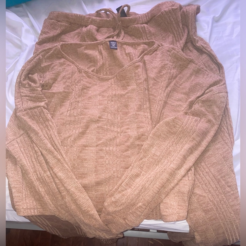 SHEIN straight leg sweatshirt set